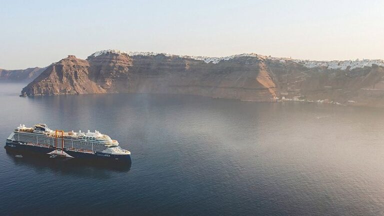 Best Celebrity Cruises - Modern Luxury and Unique Experiences