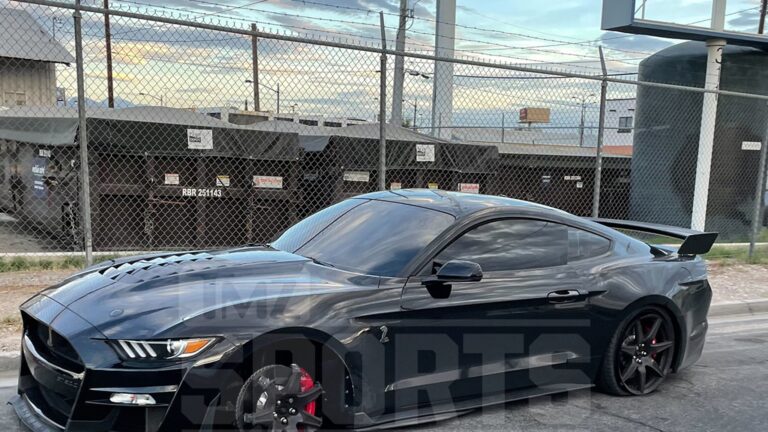 Marshawn Lynch Had Missing, Flat Tires During DUI Arrest, Pics Show