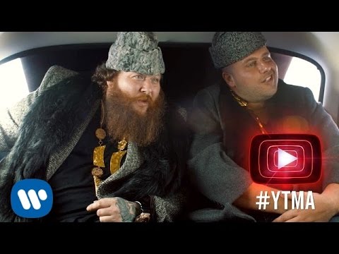 Action Bronson feat. Chance The Rapper – Baby Blue Lyrics