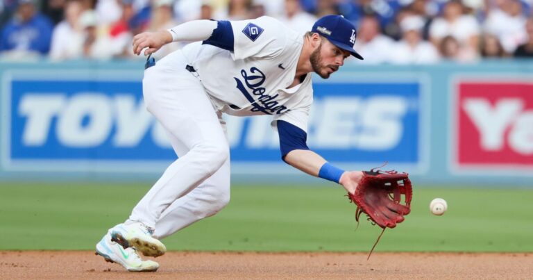 Dodgers trade Gavin Lux to Reds in wake of