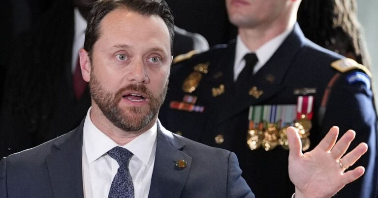 Jimmy Carter's grandson Jason lights up funeral