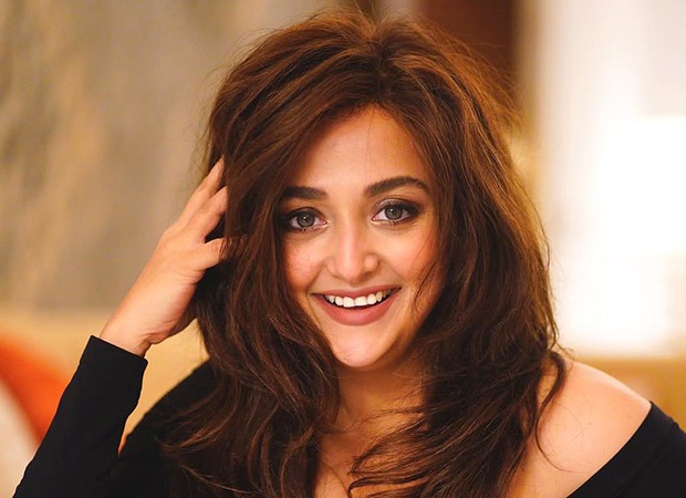 Monali Thakur hospitalized after facing breathing