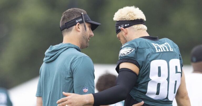 Nick Sirianni's Zach Ertz ‘apology' and coaching