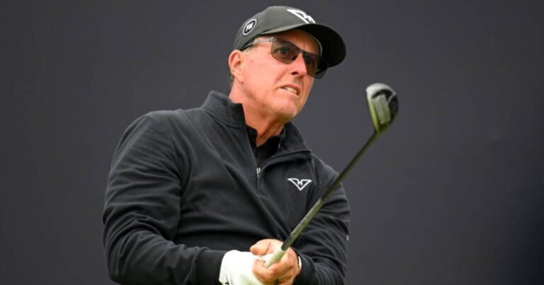 Phil Mickelson wasn't banned from Augusta despite