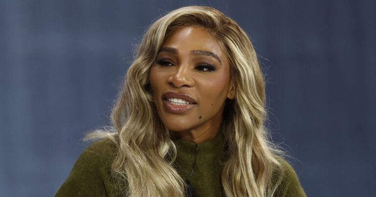 Serena Williams in 'painful' Australian Open