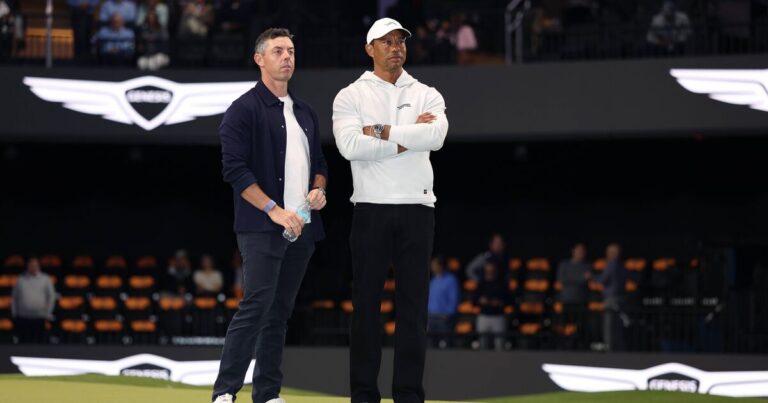 Tiger Woods and Rory McIlroy's reactions to first
