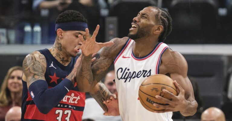 Tyronn Lue isn't happy with Clippers' play in win