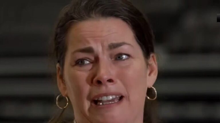 Nancy Kerrigan Breaks Down In Tears Over Plane