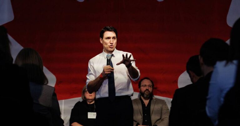 Trudeau warns that Trump's talk of making Canada