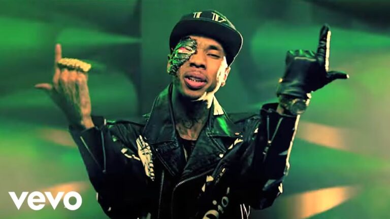 Tyga – Molly (Explicit) ft. Wiz Khalifa, Mally Lyrics