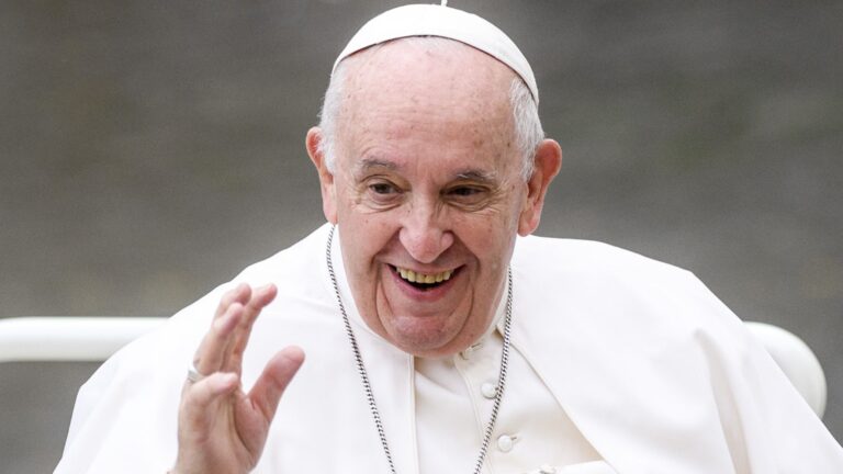 Pope Francis Dead at 88