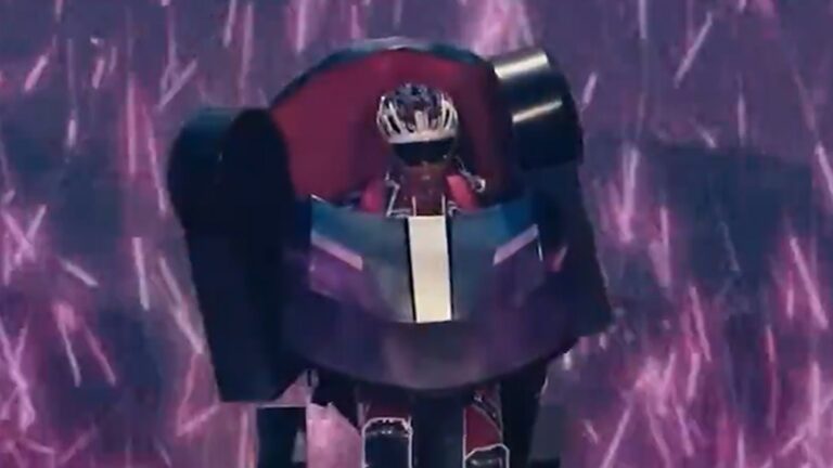 Missy Elliott Goes Full Transformer Mode at