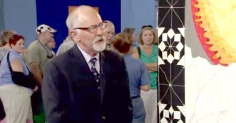 Antiques Roadshow expert left red-faced as he