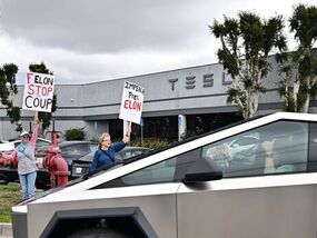 Chilling 6-word message sent to Tesla