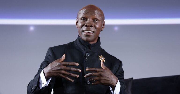 Chris Eubank Sr wants son disqualified from Conor