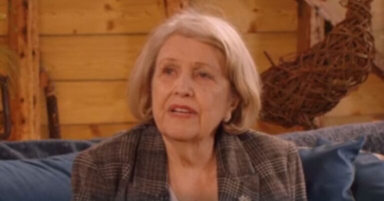 Corrie legend tells Alan Titchmarsh she 'doesn't want