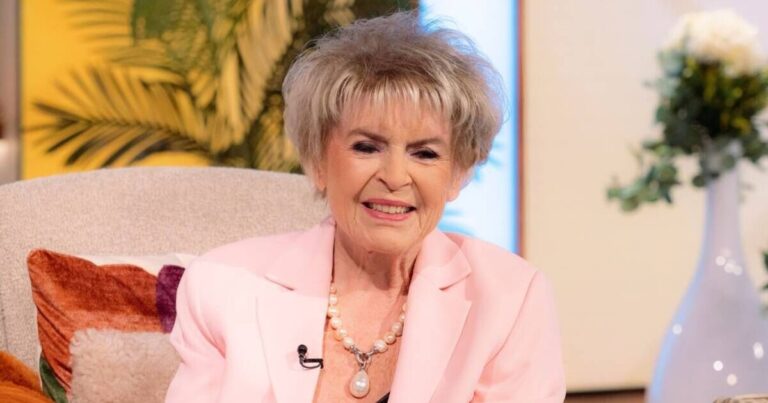 Gloria Hunniford's horror hospital dash as sepsis
