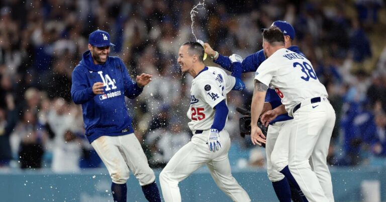 Tommy Edman's walk-off single lifts Dodgers to win