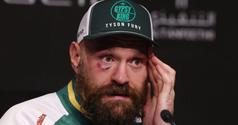 Tyson Fury told to respect Anthony Joshua as Amir