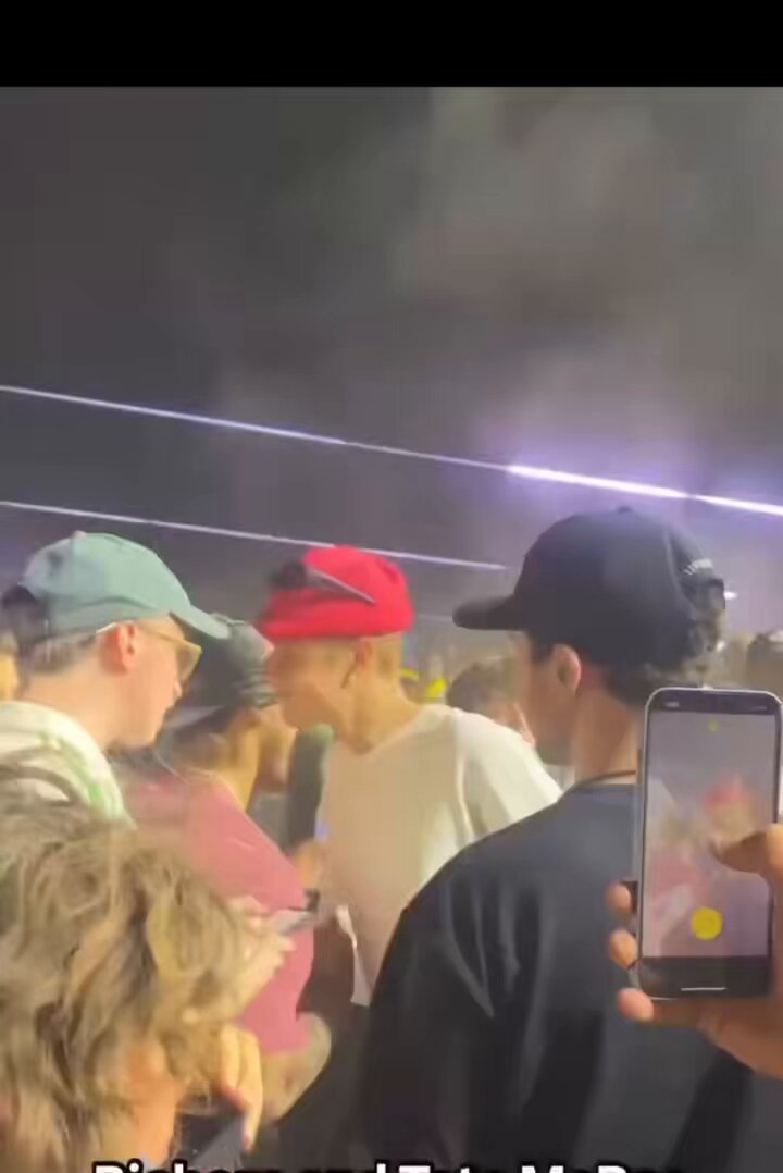 Justin Bieber & Twitch Streamer Plaqueboymax | Gossip Wire News