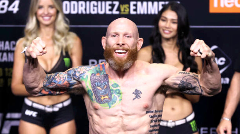 UFC Vegas 114: Emmett vs. Vallejos weigh-in