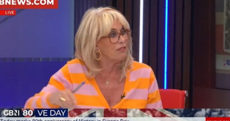 Carole Malone erupts in furious Keir Starmer migrant