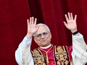 Fox News anchor makes awkward blunder TWICE while