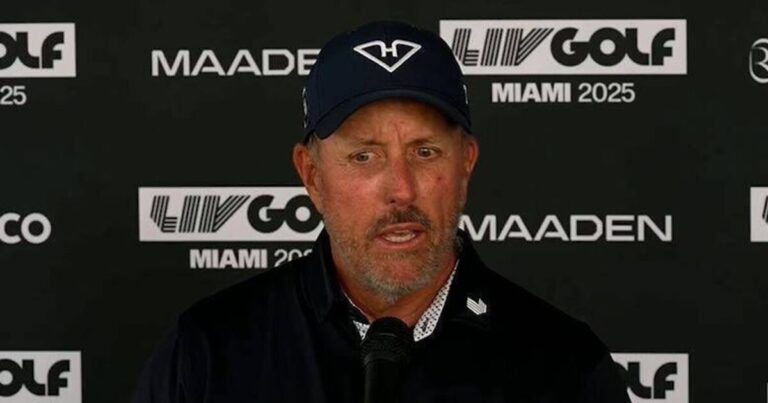 Phil Mickelson forced to issue apology for Scottie