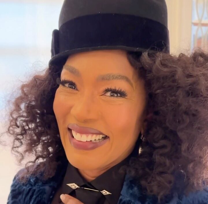 Angela Bassett Stuns At Burberry Event And Leaves | Gossip Wire News