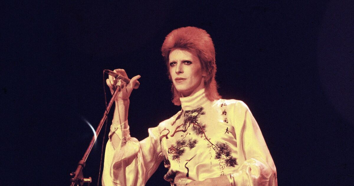 David Bowie fans just learning his real name and reason | Music News