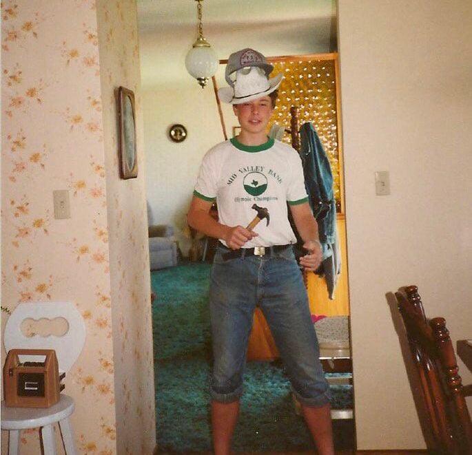 Elon Musk Shows Off His Many Hats And The Internet | Gossip Wire News