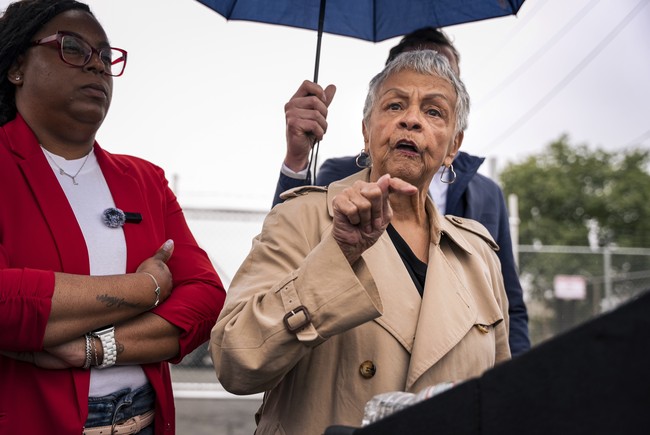 House Dems Involved in Chaos at Newark ICE | Political News