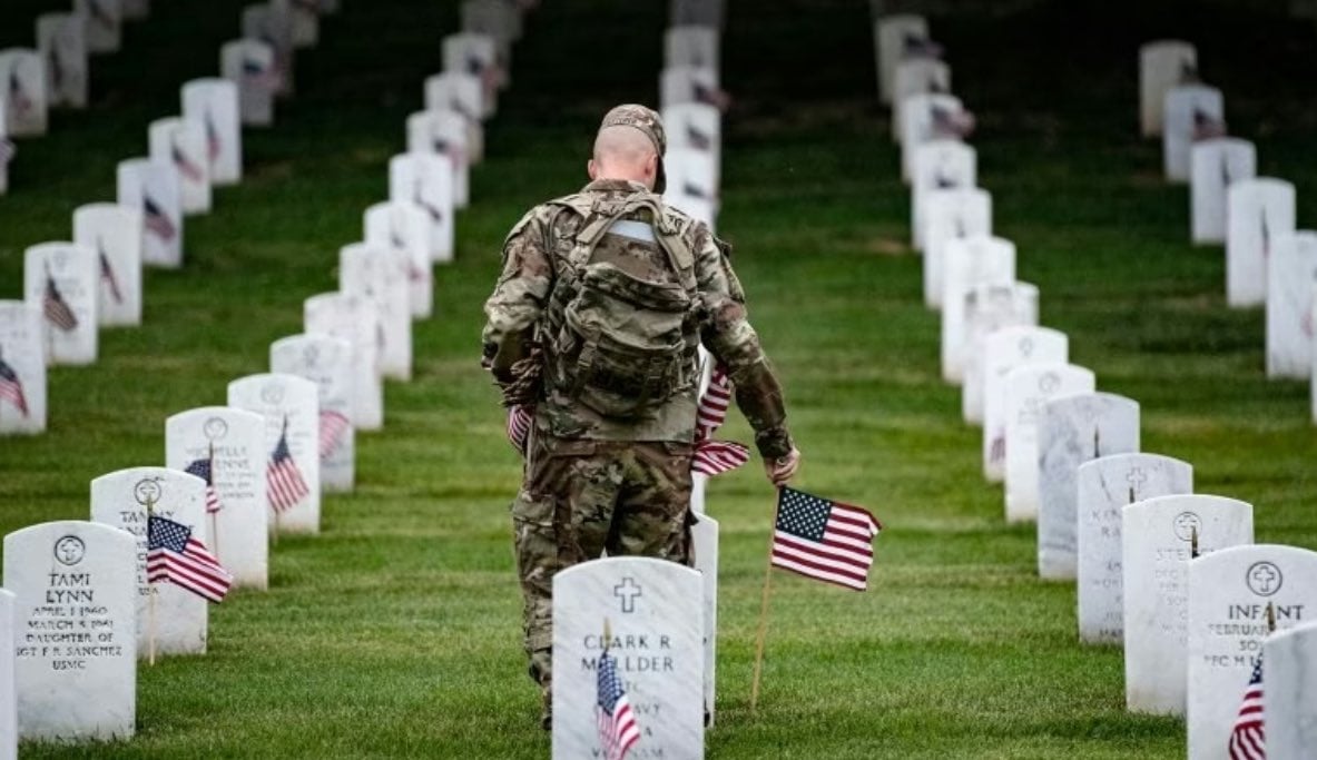 Ivanka Trump Honors Fallen Soldiers While Critics | Gossip Wire News