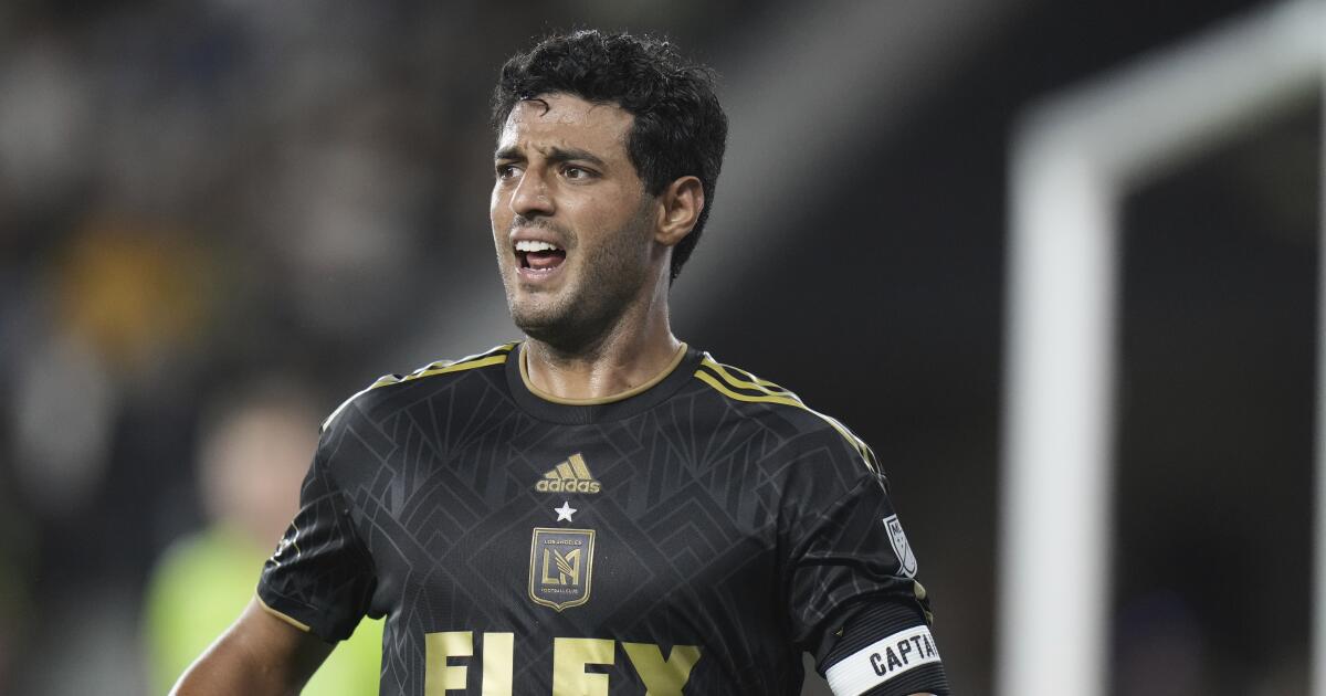 LAFC star Carlos Vela retires and becomes first | College News