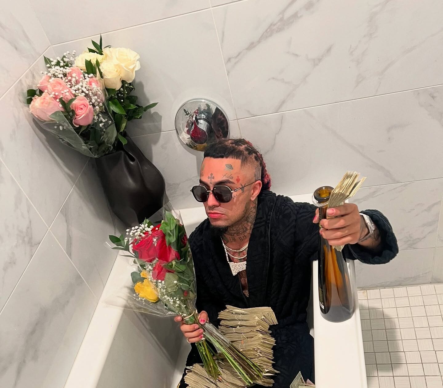 Lil Pump Declares Love For Milfs And Sparks | Gossip Wire News
