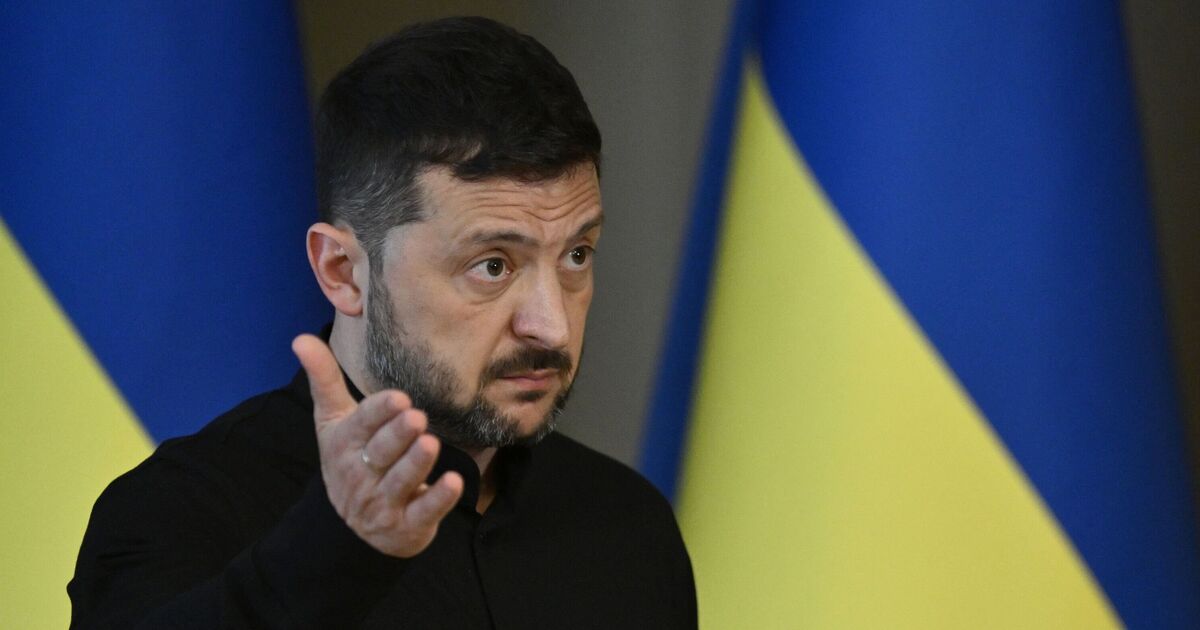 Putin ‘running scared’ as Zelensky says he will | Political News