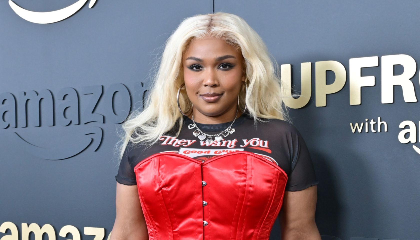 Slimmiee Trimmiee Lizzo Flaunts Her YAMMMIEES | Gossip Wire