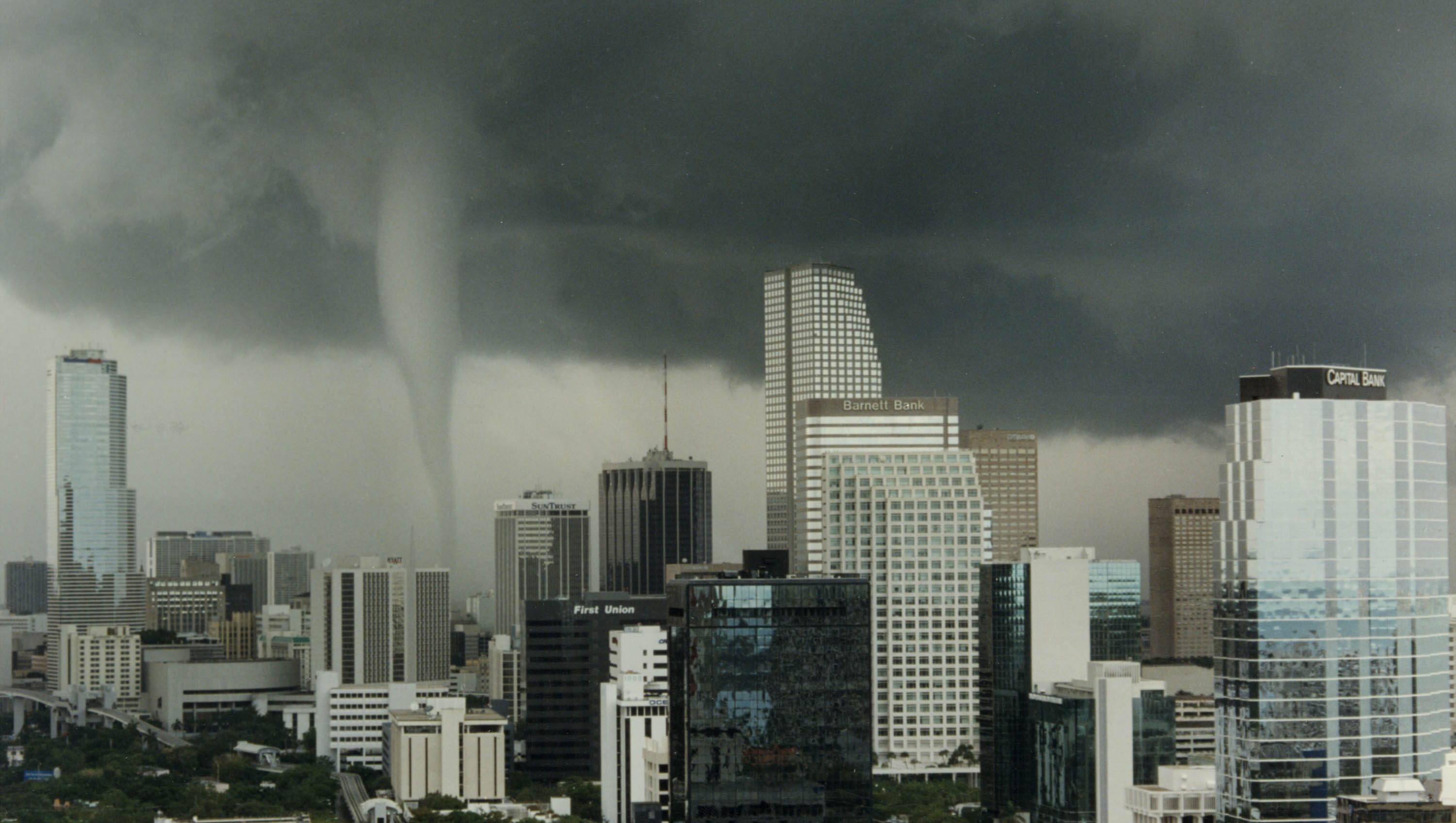 St. Louis Tornado: Updates on the Damage | Gossip Wire