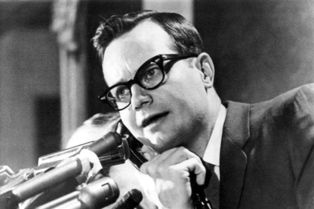 Bill Moyers, the former White House press | Gossip Wire