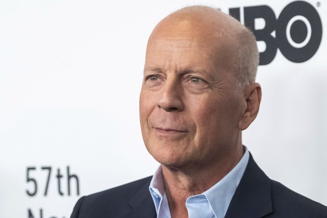 Bruce Willis' Daughter and Wife Give Poignant | Political News