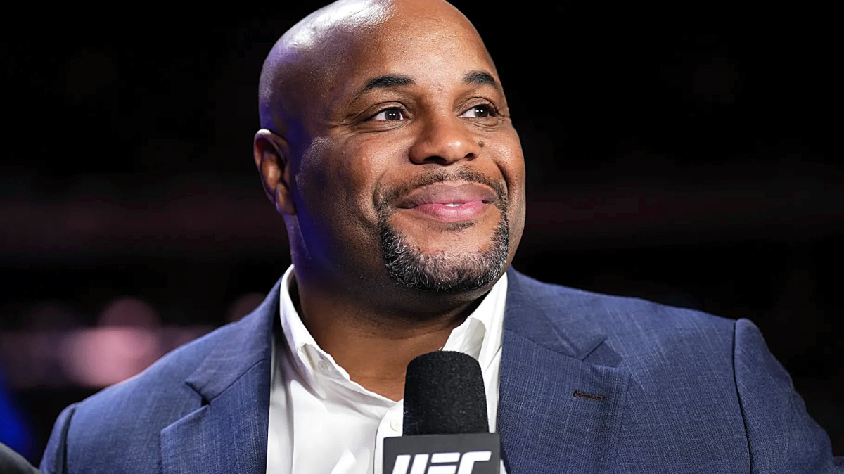 Daniel Cormier calls for Jon Jones to be stripped of UFC