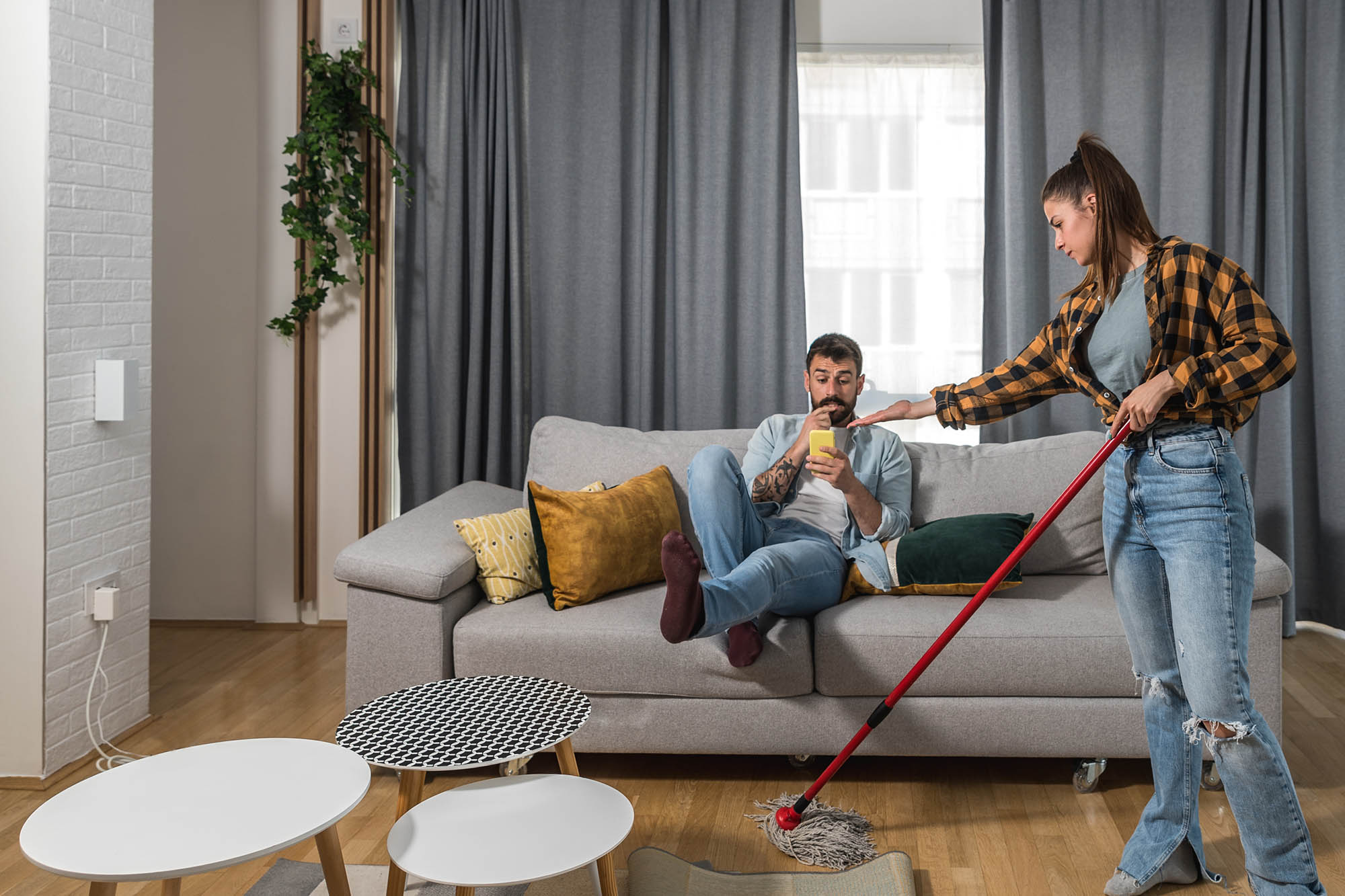 Dear Abby: I’m the breadwinner — but my husband won’t do any chores | Lifestyle News