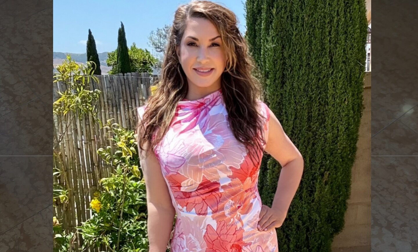 Jacqueline Laurita Stuns In Wrinkle-Free Summer | Gossip Wire News