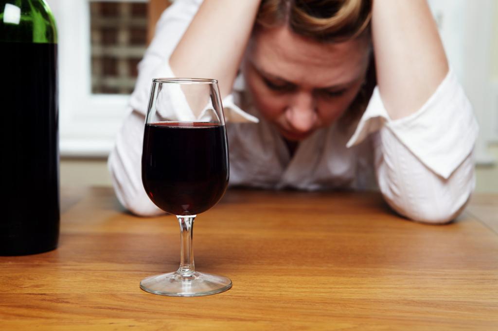 My alcoholic sister blames me for our dad's | Lifestyle News