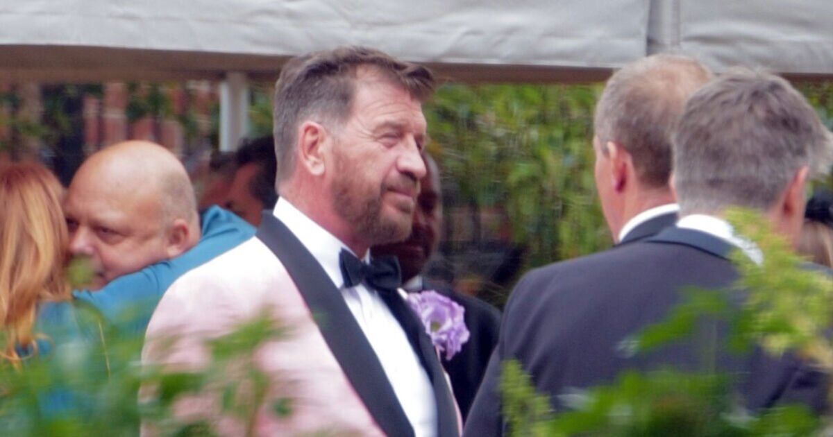 Nick Knowles marries Katie Dadzie in lavish | UK News