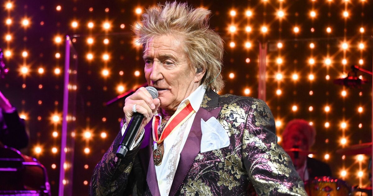 Rod Stewart worries fans with shock announcement - | Music News
