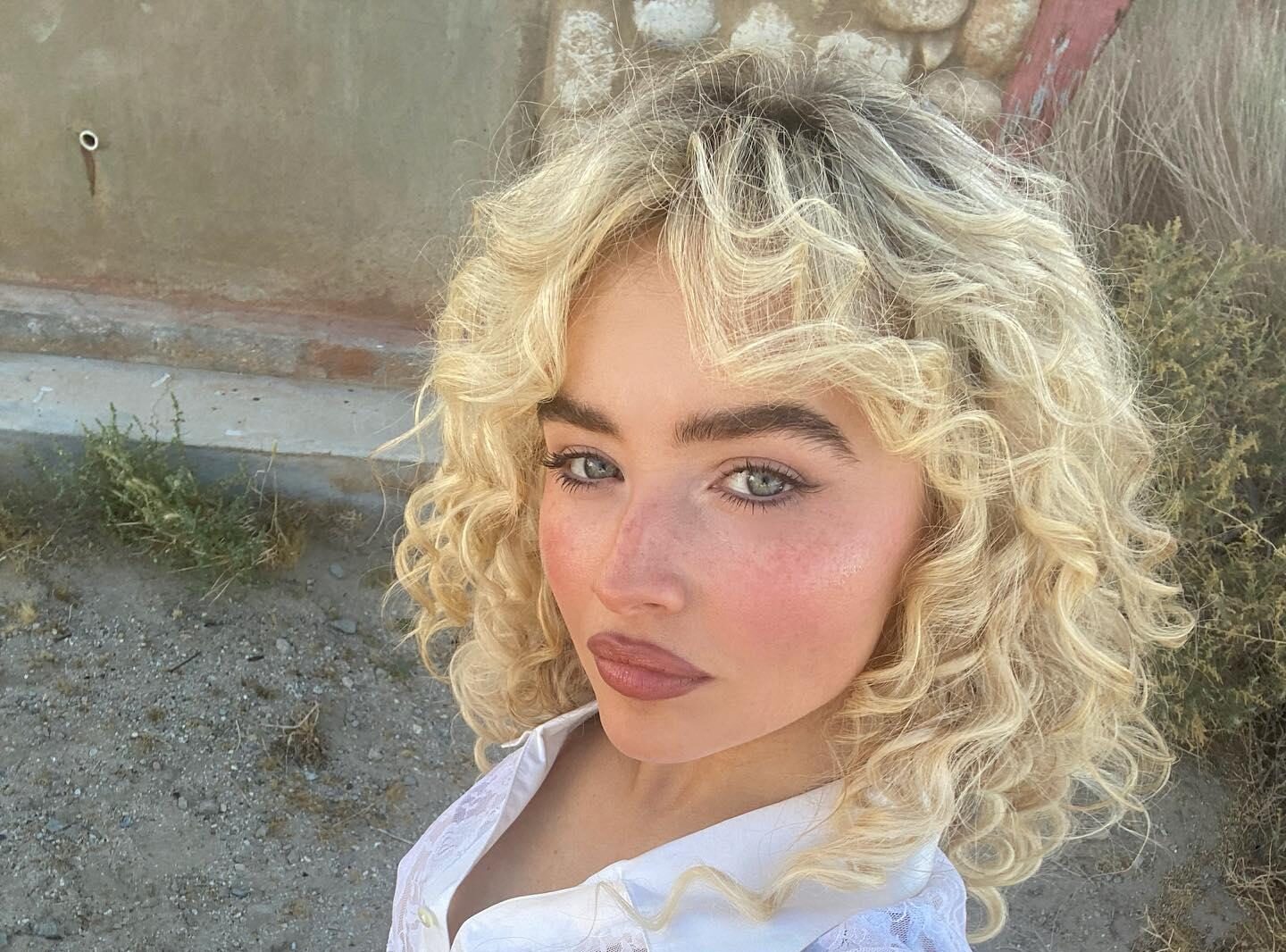 Sabrina Carpenter Celebrates First US And UK | Gossip Wire News