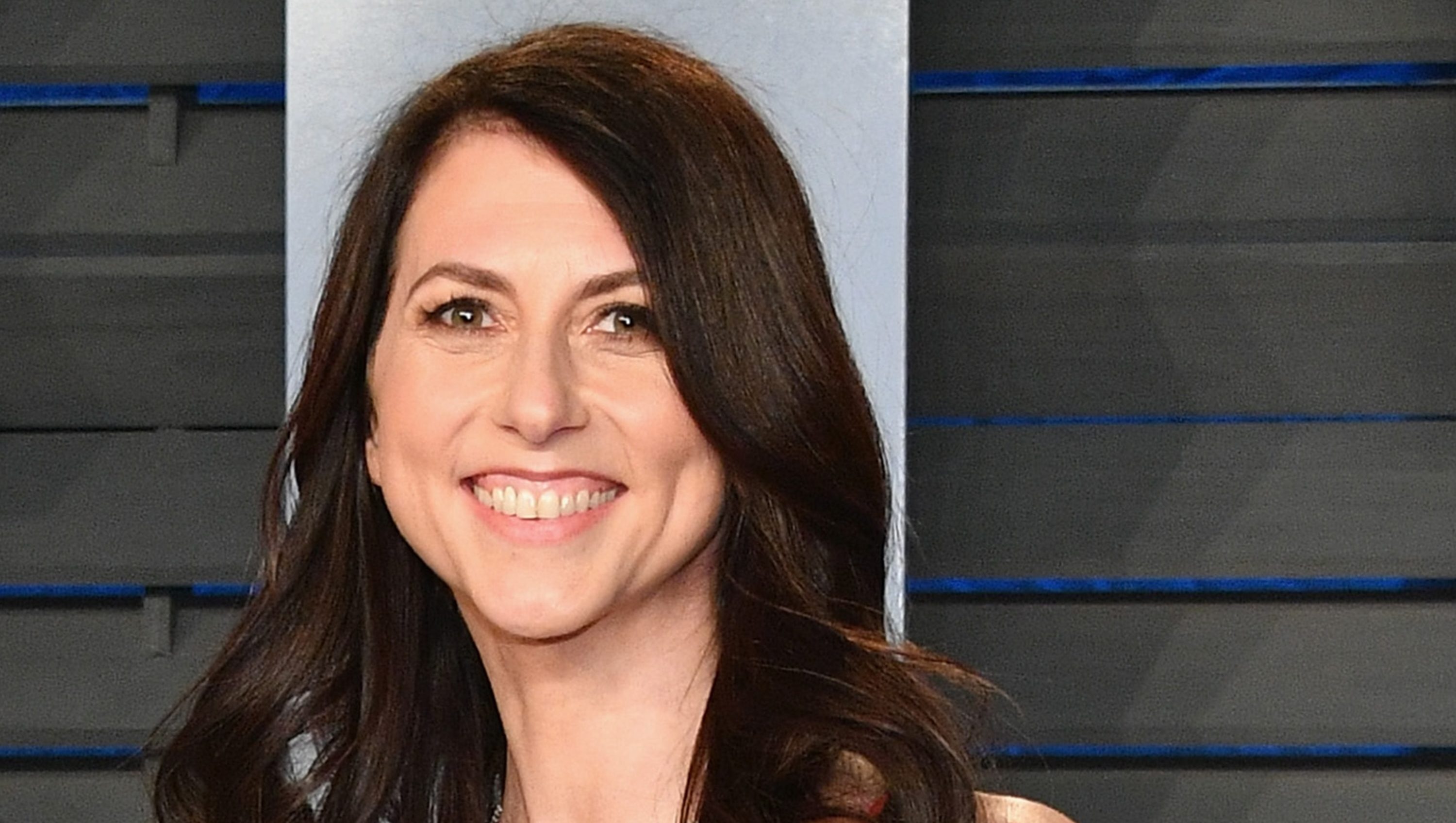 Who Is MacKenzie Scott? 5 Things to Know About | Gossip Wire