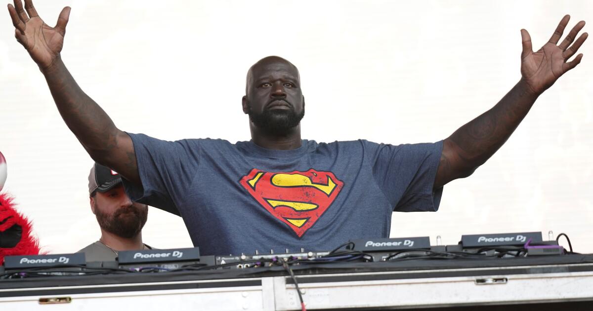 Why Shaquille O'Neal decided to join the Reebok | College News