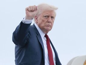CNN abruptly halts show as Donald Trump handed victory | Latest US News